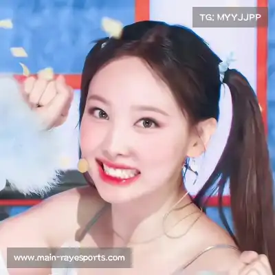 时嘉薇